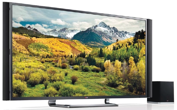 Отличие телевизоров lg. LG 55ea880v. Телевизор LG 2013. LG 55 2013 телевизор.